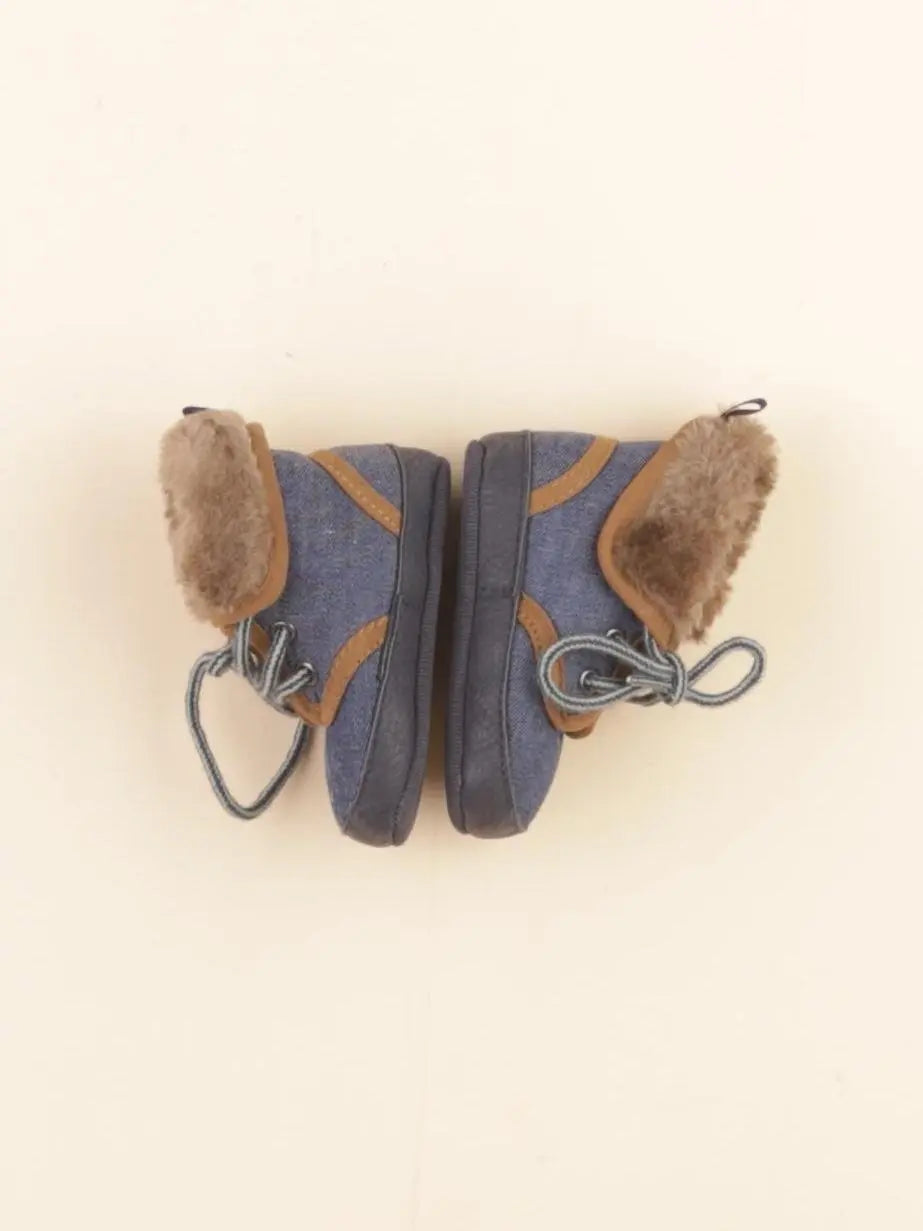 Tape à l'oeil - chaussons bleu - pointure 16