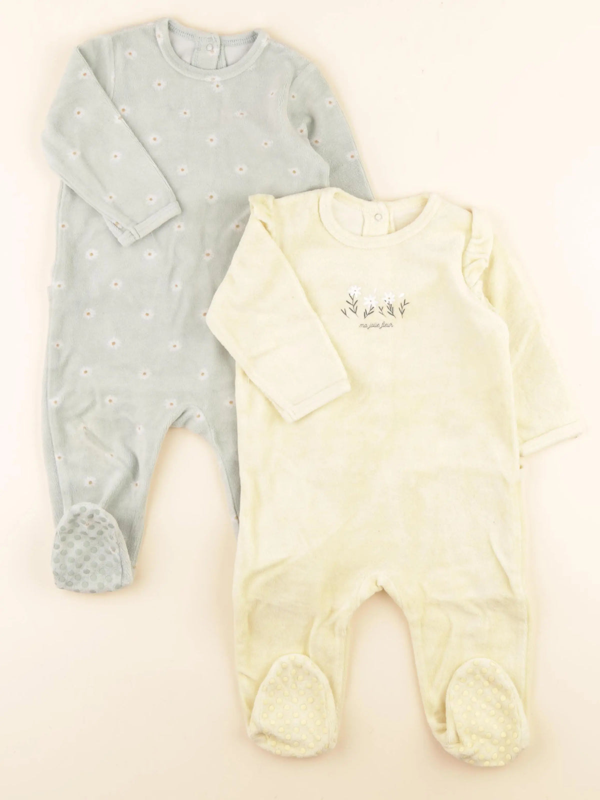 Vertbaudet - lot de 2 pyjamas velours jaune, vert - 9 mois