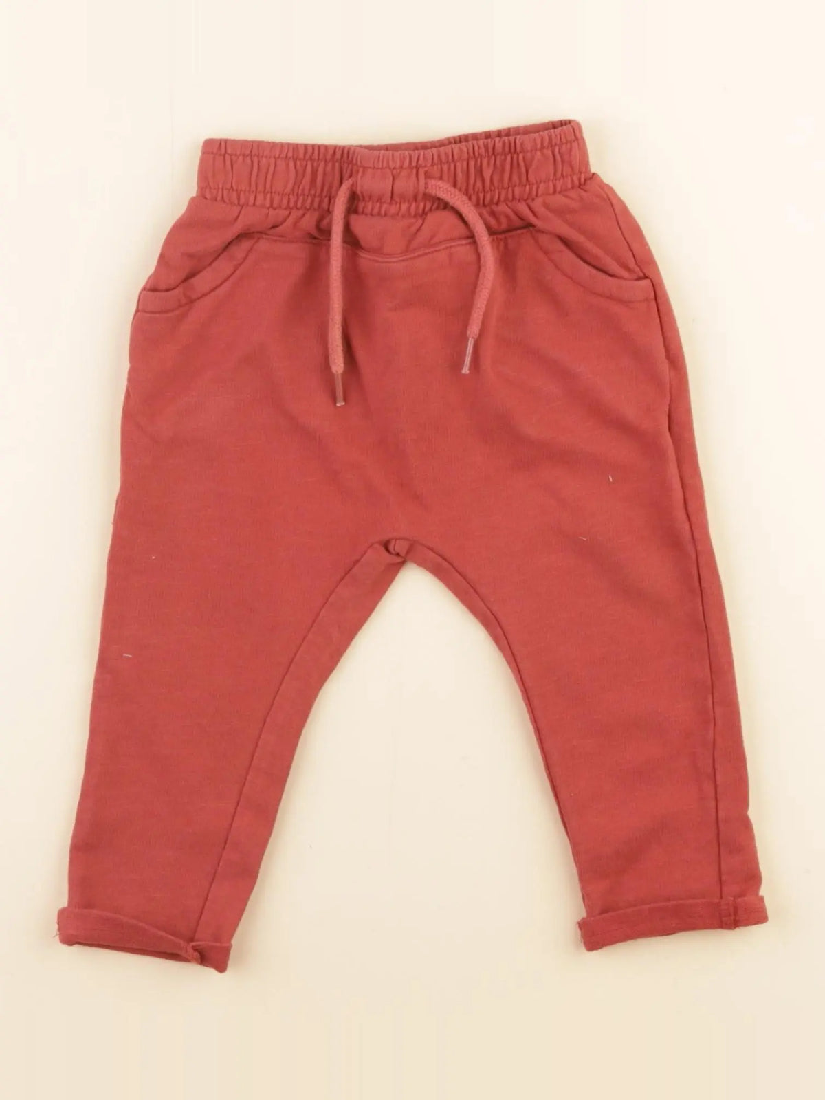 Vertbaudet - sarouel rouge - 9 mois