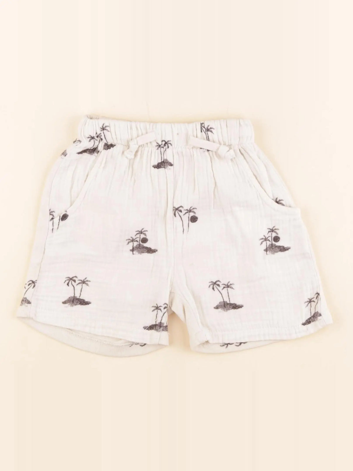 Zara - short beige - 4 ans