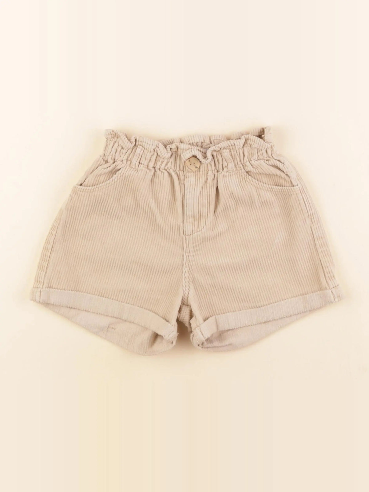 Zara - short beige - 4/5 ans