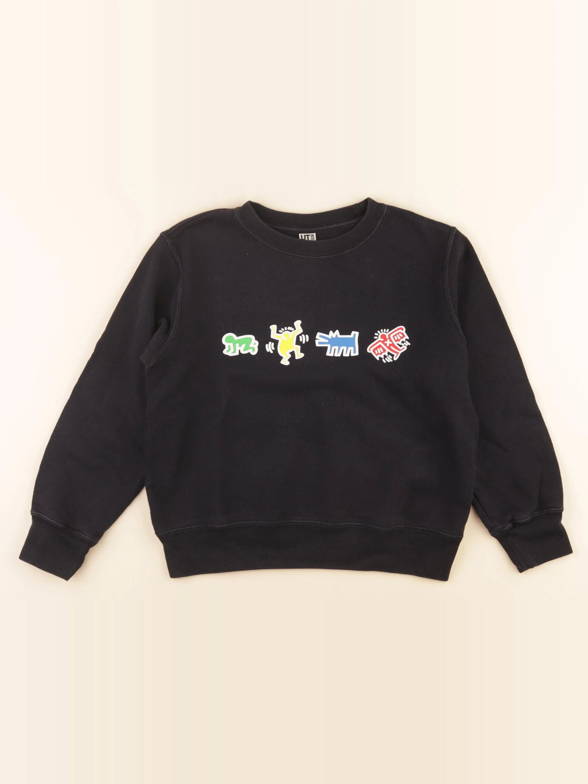 Uniqlo - sweat noir - 7/8 ans