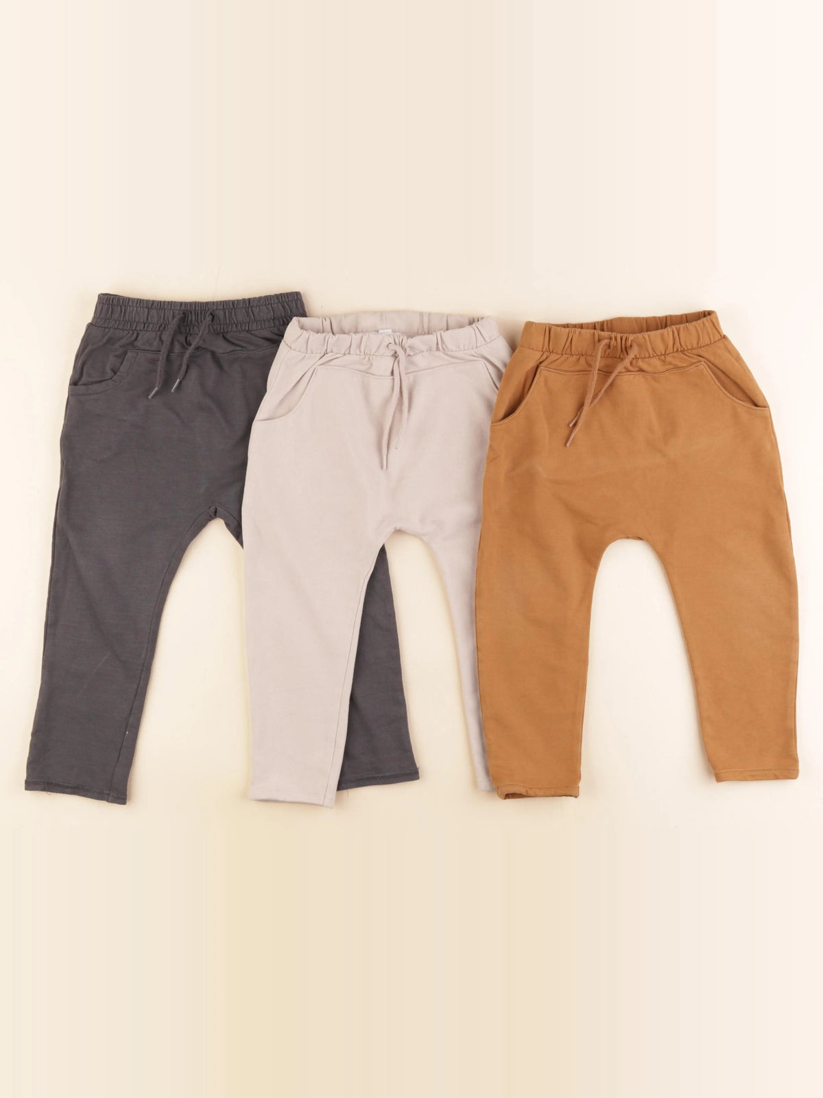 Vertbaudet - lot de 3 joggings gris, beige, marron - 24 mois