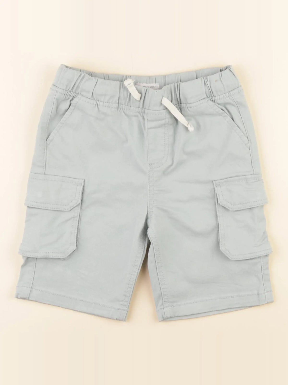Vertbaudet - short vert - 7 ans