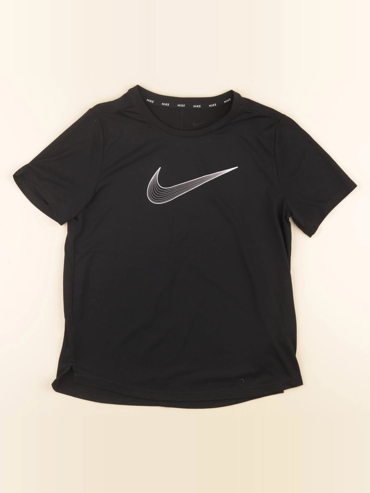 Nike - tee-shirt noir - 12/14 ans