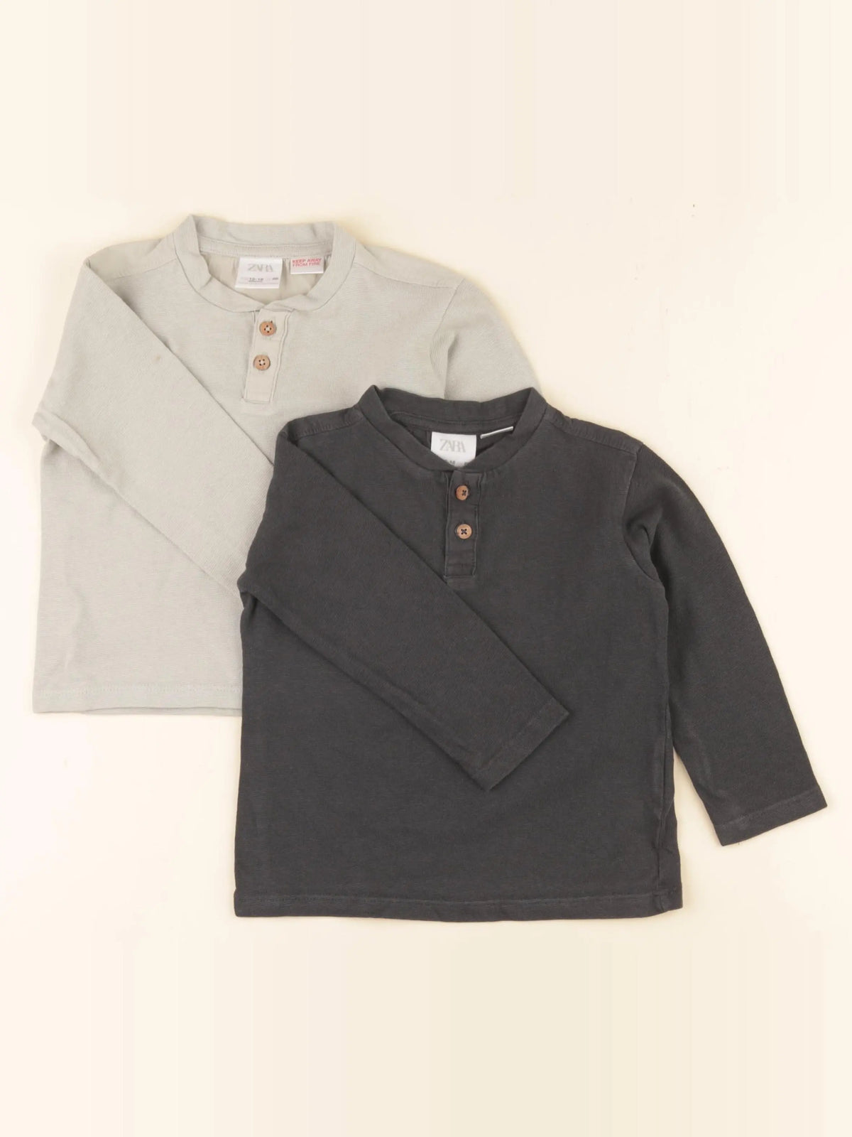 Zara - lot de 2 tee-shirts noir, vert - 12/18 mois