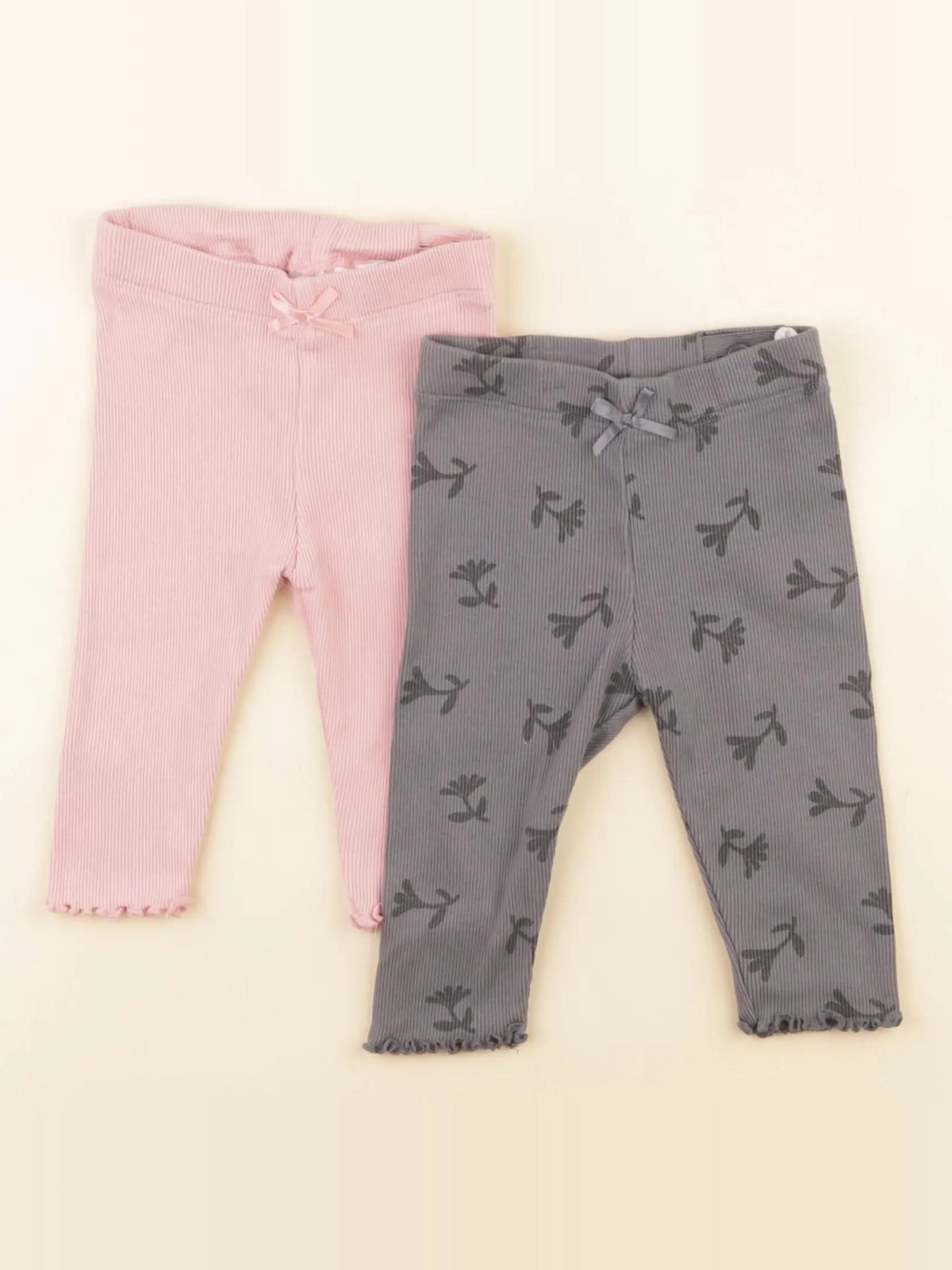 H&M - lot de 2 leggings gris, rose - 4/6 mois
