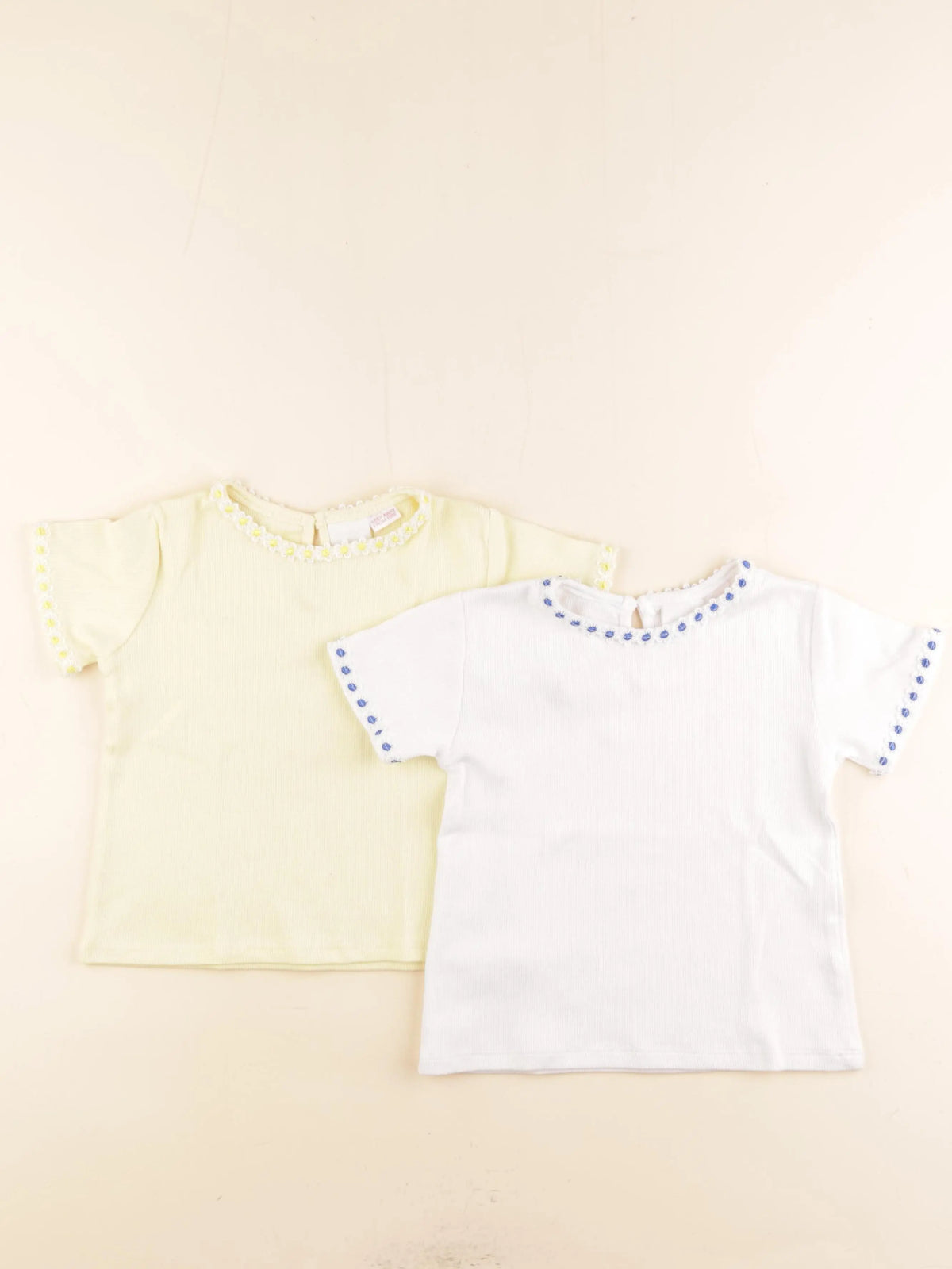 Zara - lot de 2 tee-shirts blanc, jaune - 5 ans
