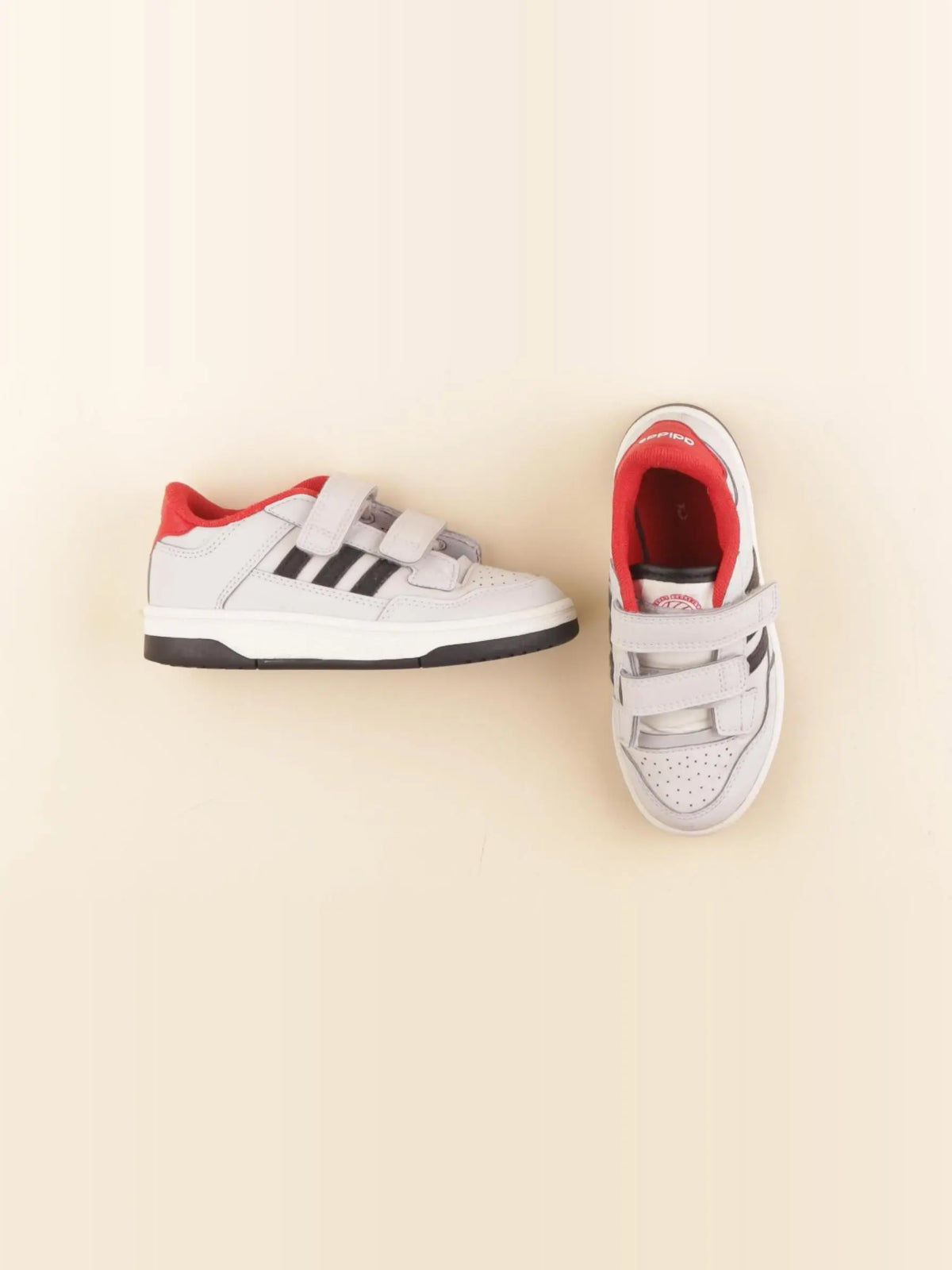 Adidas - baskets gris, rouge - pointure 30