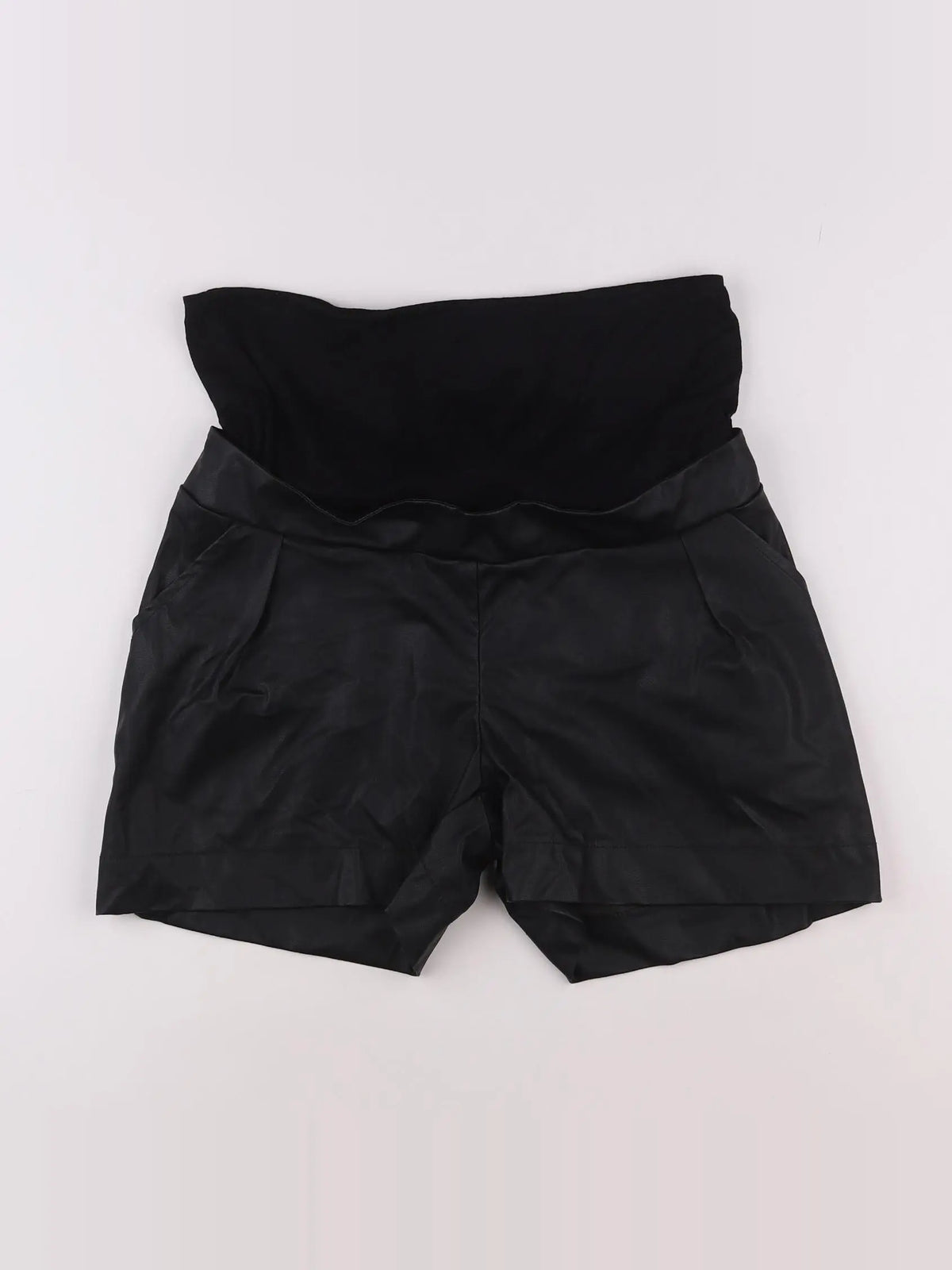 Envie de fraise - short grossesse noir simili cuir - 38