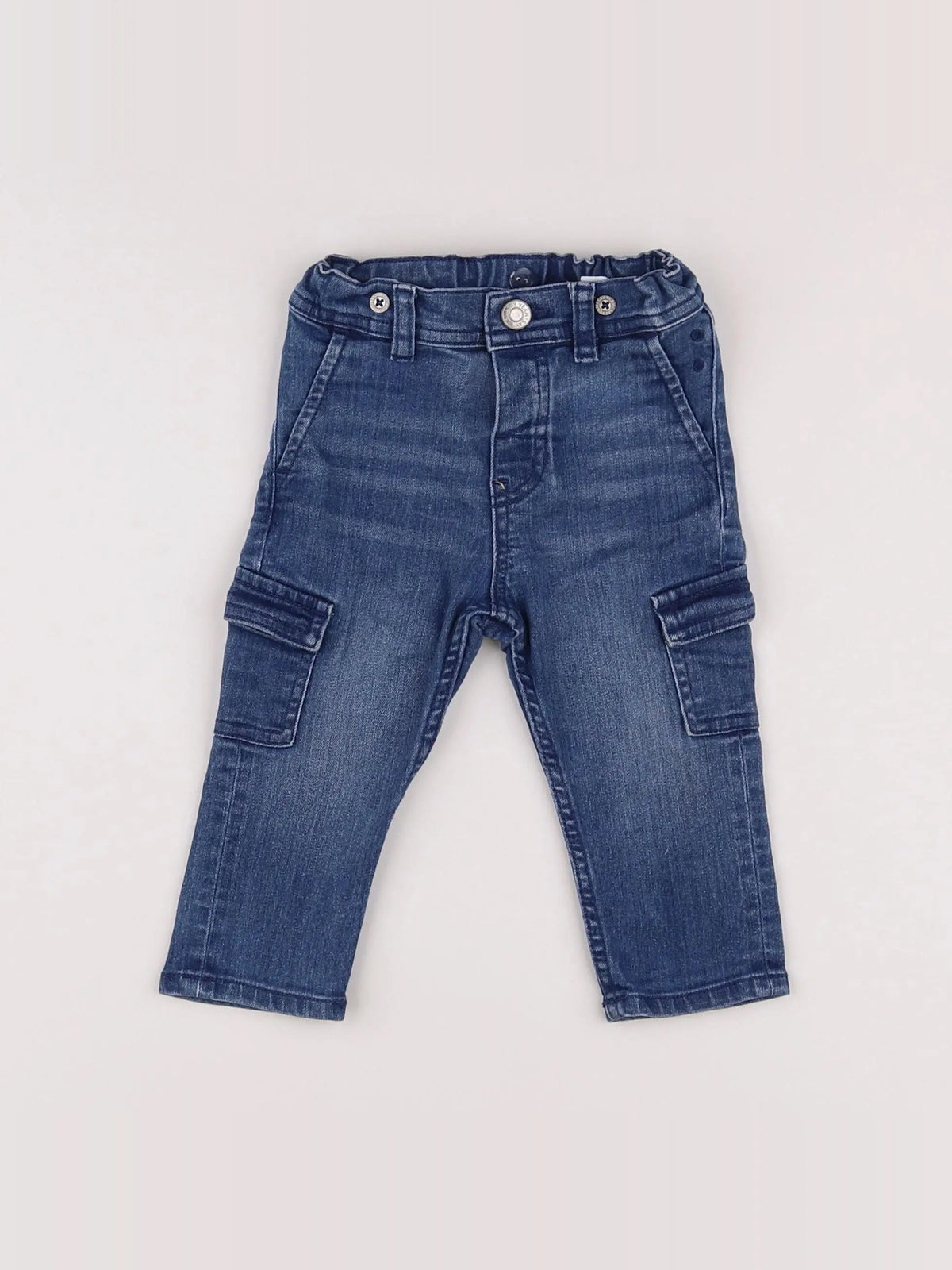 H&M - jean bleu - 6/9 mois