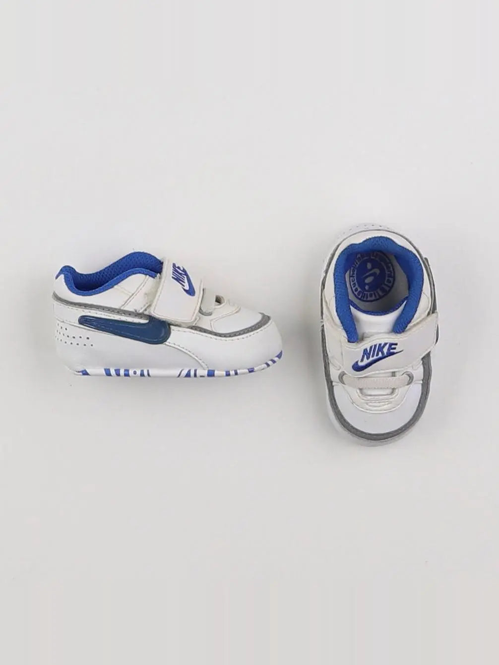 Nike - chaussons blanc - pointure 17