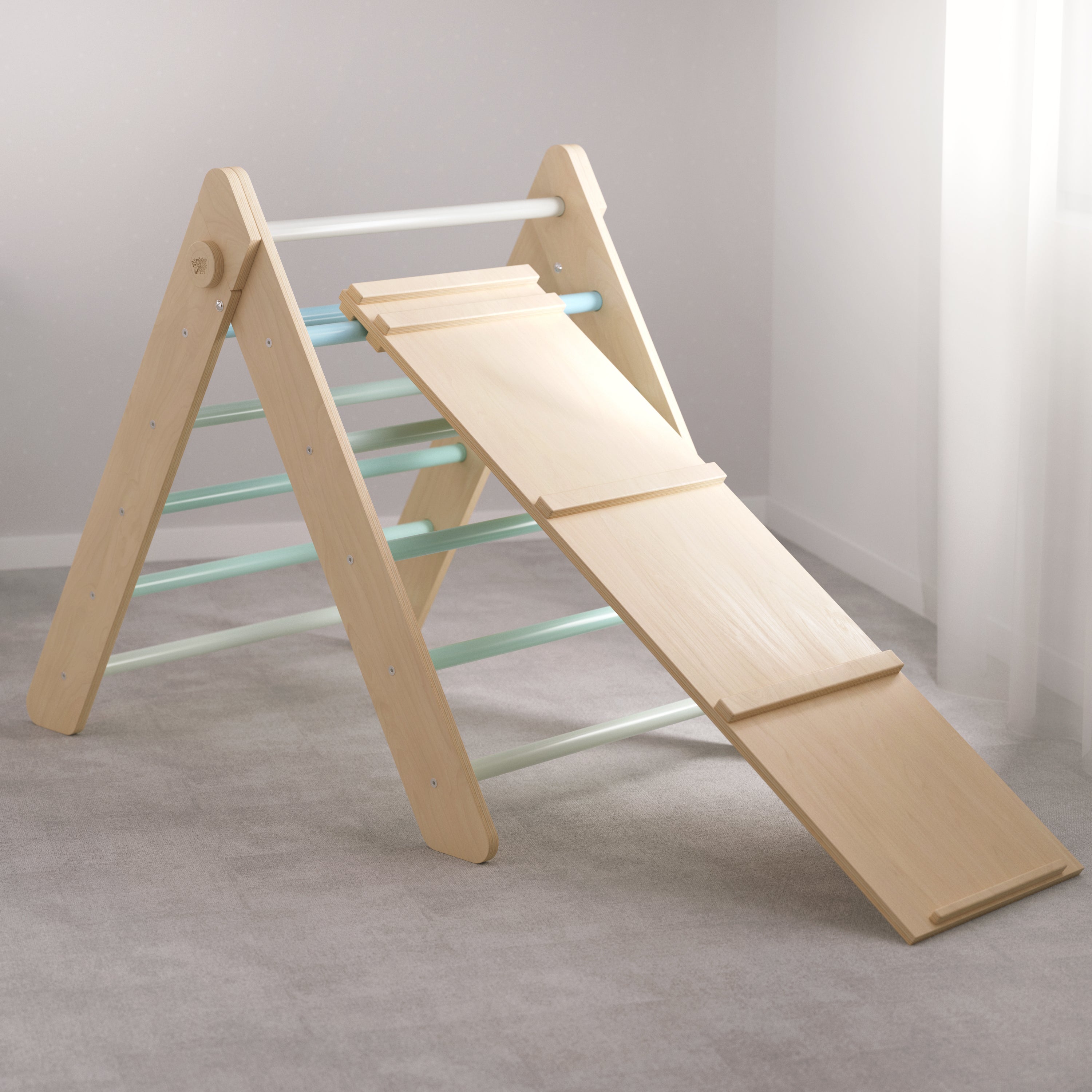 Ensemble - Triangle de Pikler et un grand toboggan à double face