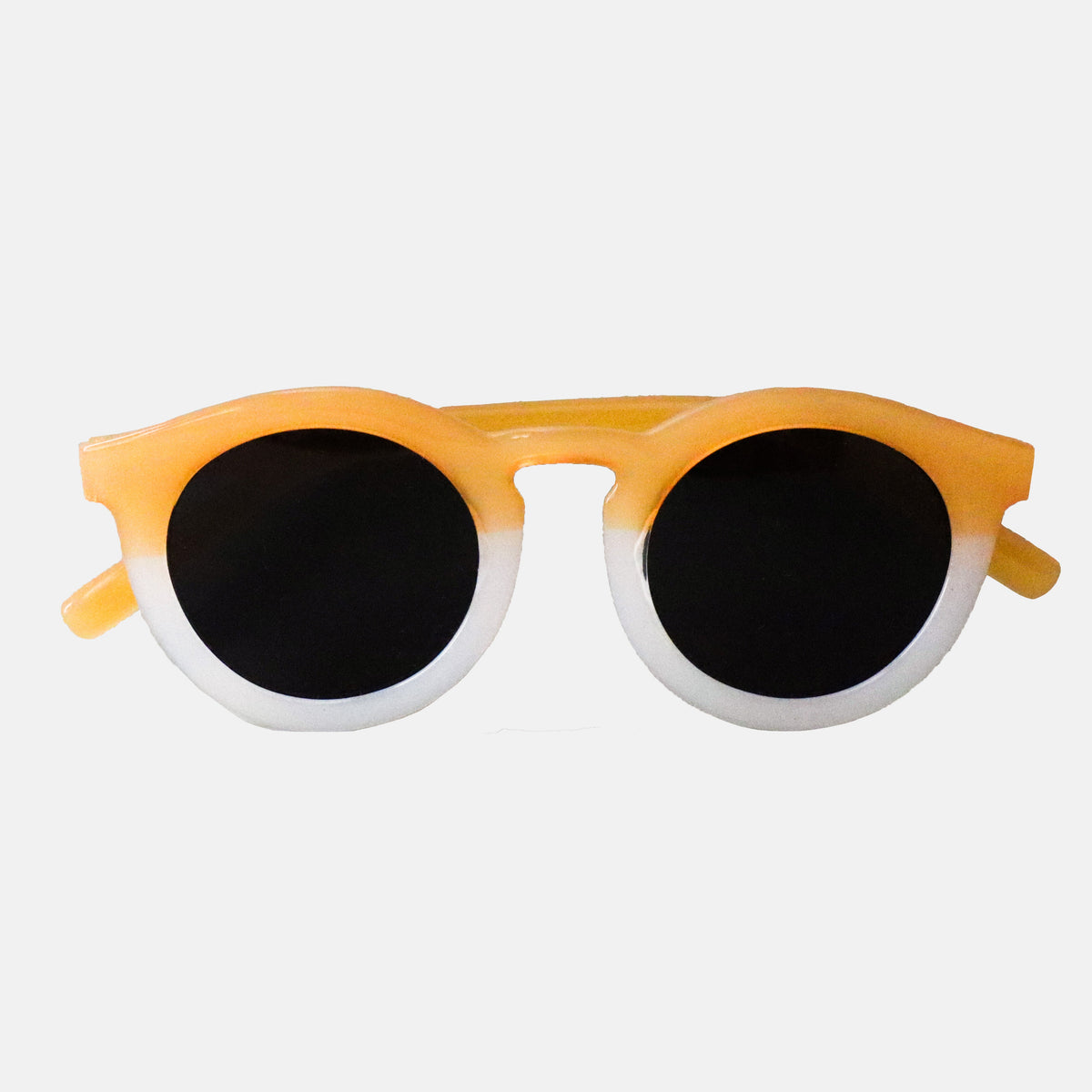Paire de lunettes de soleil pour enfants catégorie 3, avec monture en TPEE effet transparent couleur moutarde et blanc