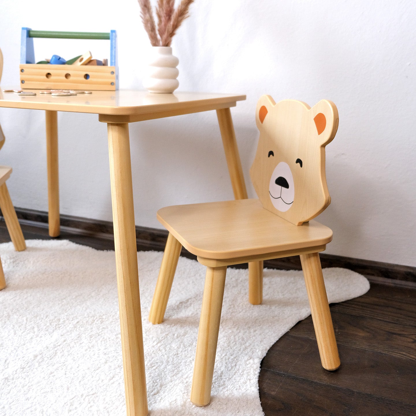 Ensemble de Deux Chaises et une Table Compacte