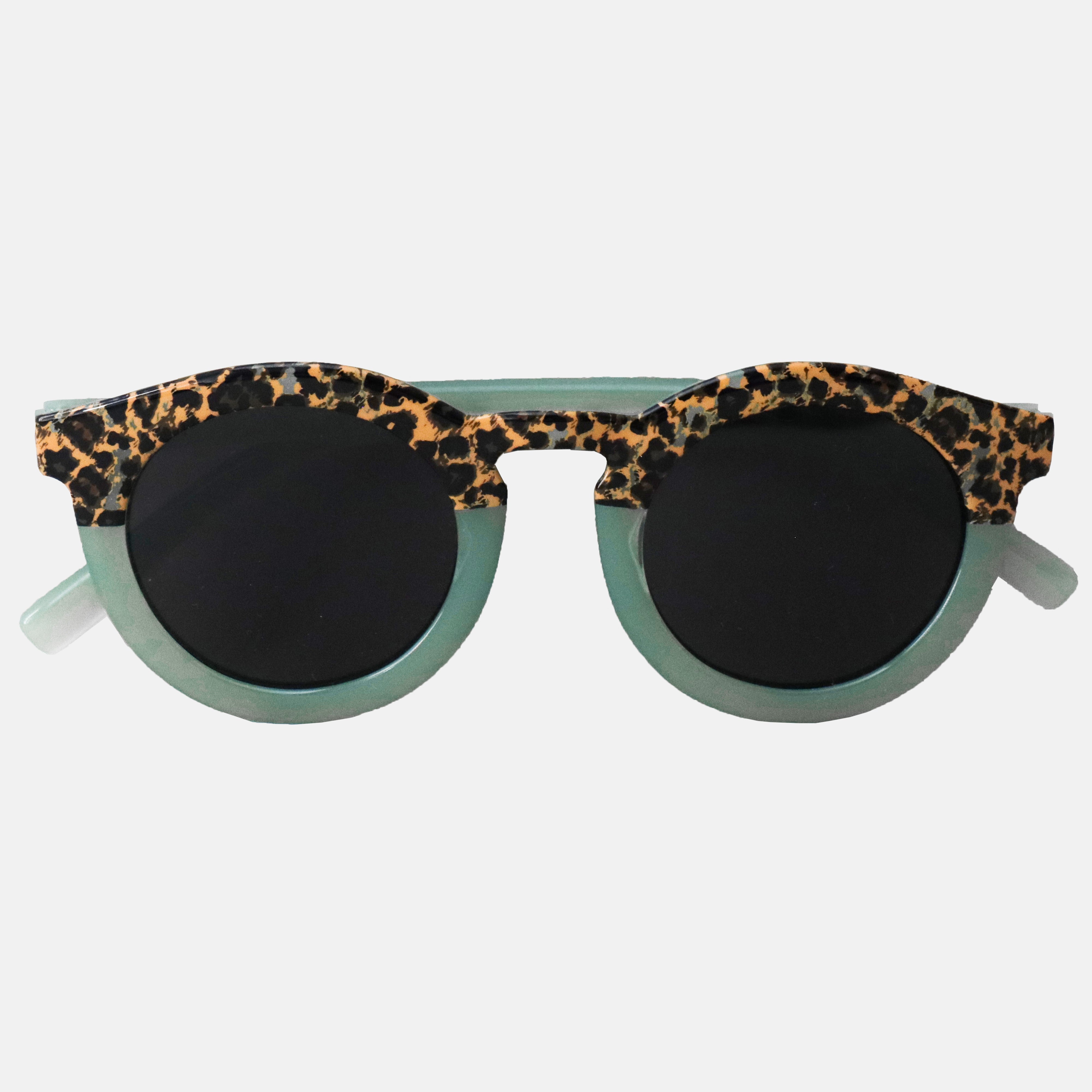 Paire de lunettes de soleil pour enfants catégorie 3, avec monture en TPEE vert avec motif léopard sur le haut