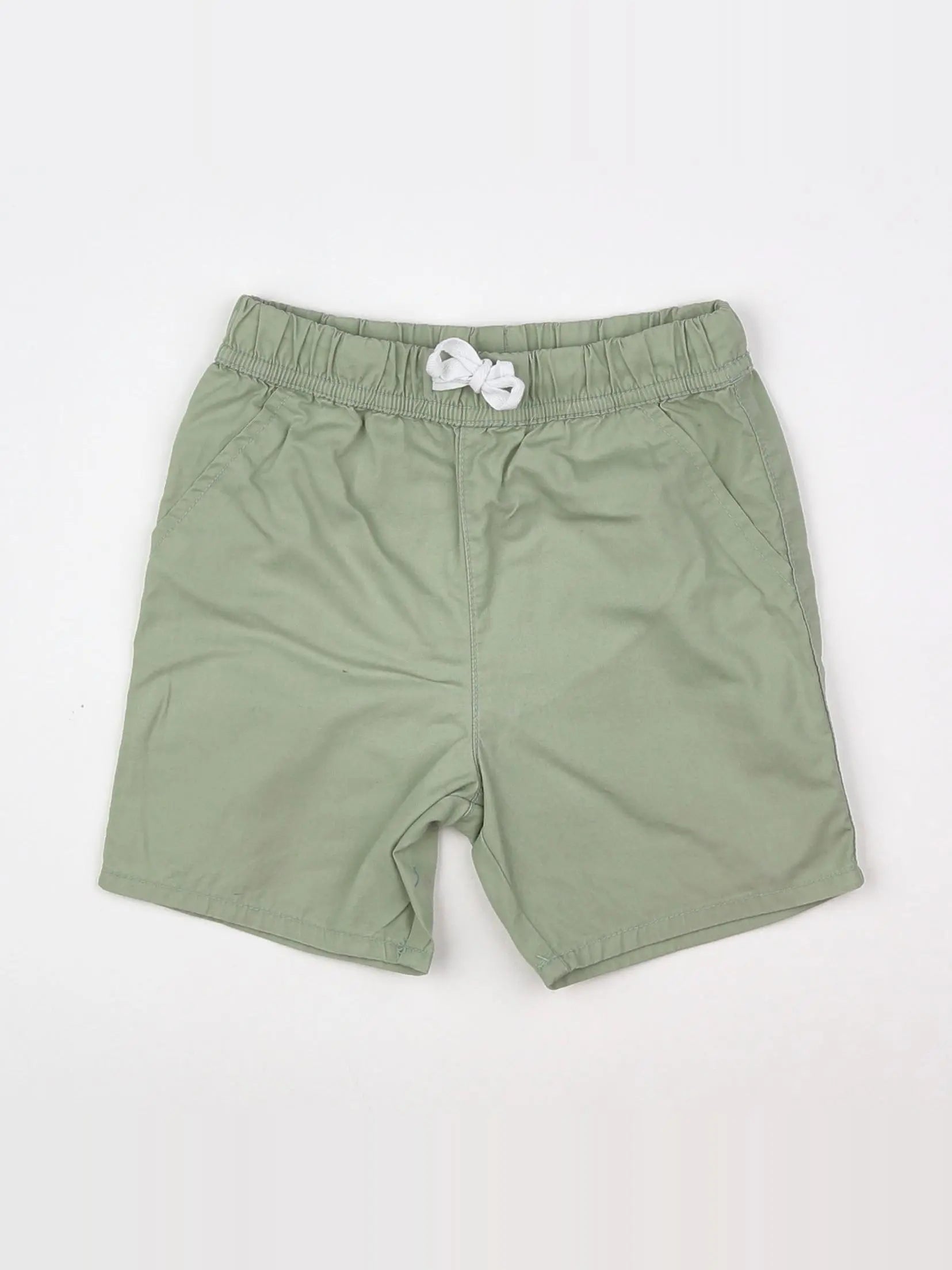 H&M - short vert - 9/12 mois
