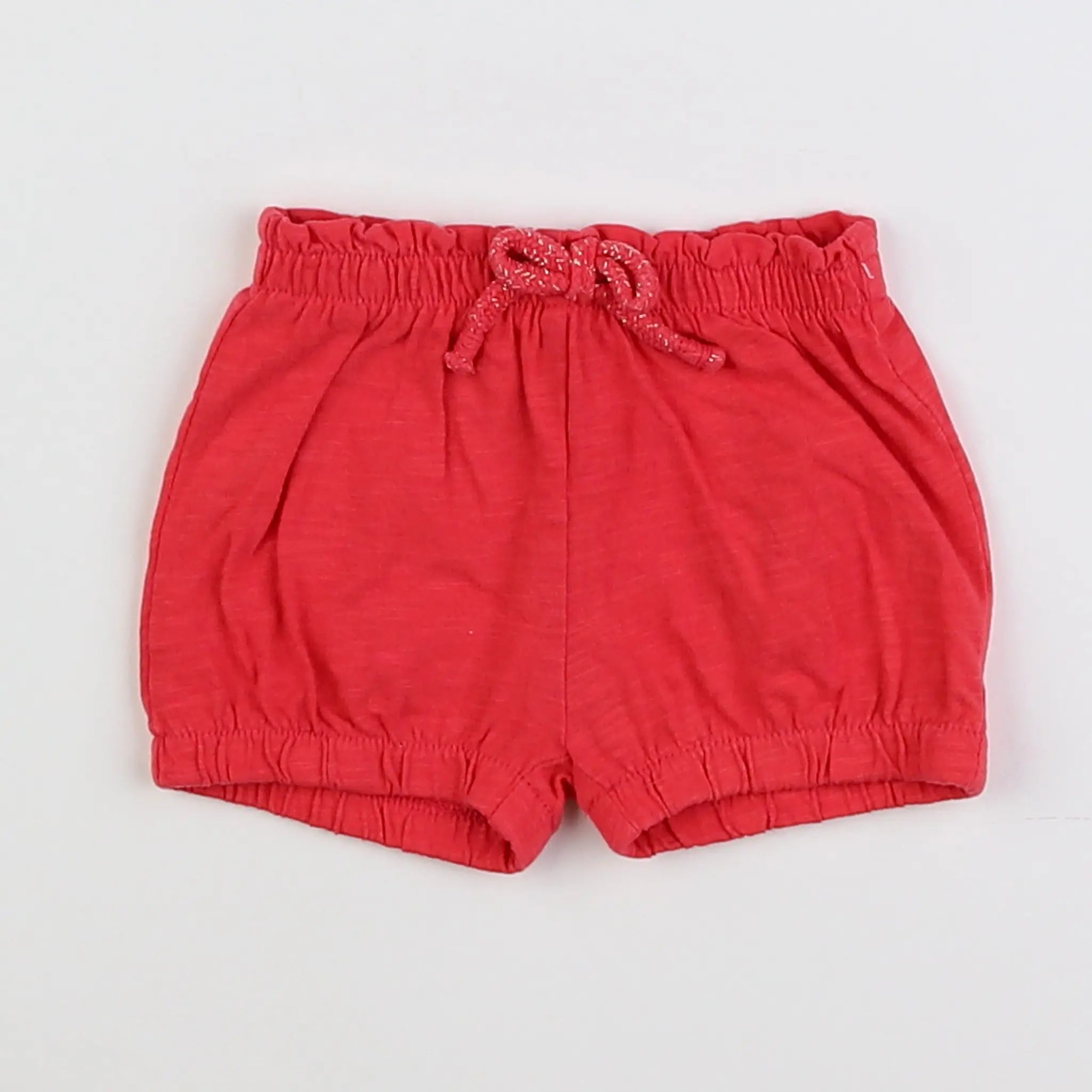 Vertbaudet - short rouge - 3 mois