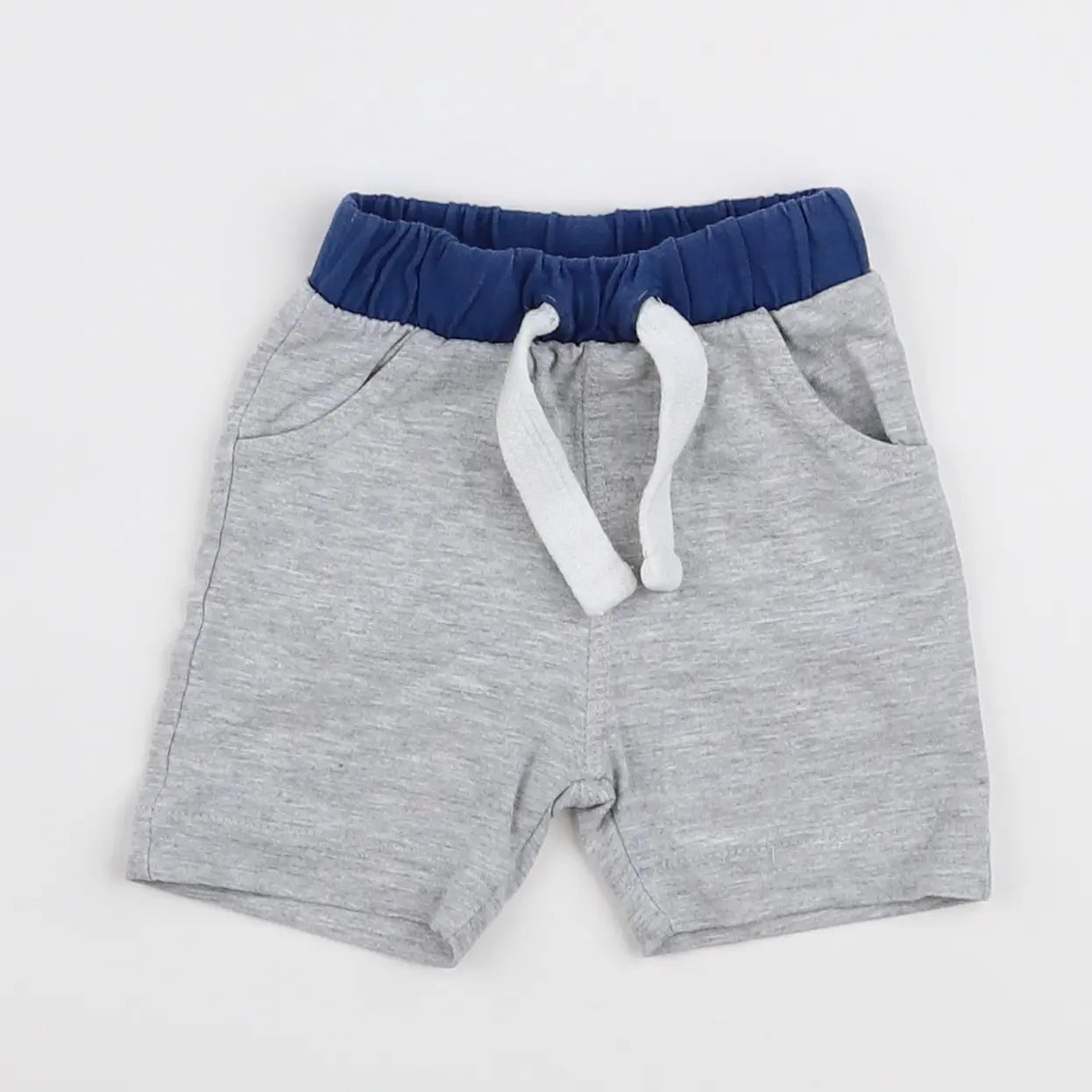 Vertbaudet - short gris - 3 mois
